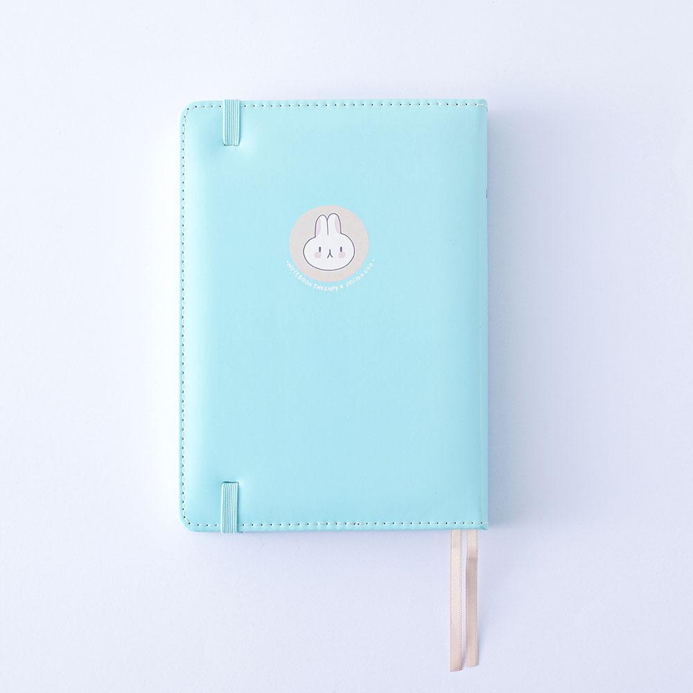 Back cover of Tsuki ‘Four Seasons: Autumn Edition’ Bullet Journal made with milkkoyo on lilac background
